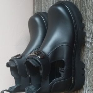 NIB MCM Women’s Mode Travia Open Ankle Boots in Calf Leather Size 37